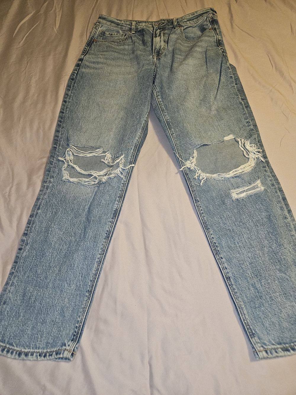 American Eagle Outfitters Light Blue Distressed Straight-Leg Jeans